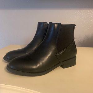 Steve Madden Black Booties